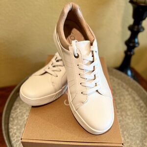 Naturalizer Soul Sneaker White